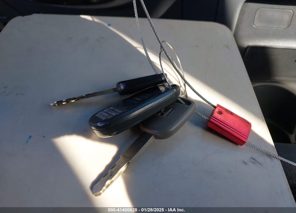 2005 HONDA CIVIC HYBRID VIN: JHMES96635S010340