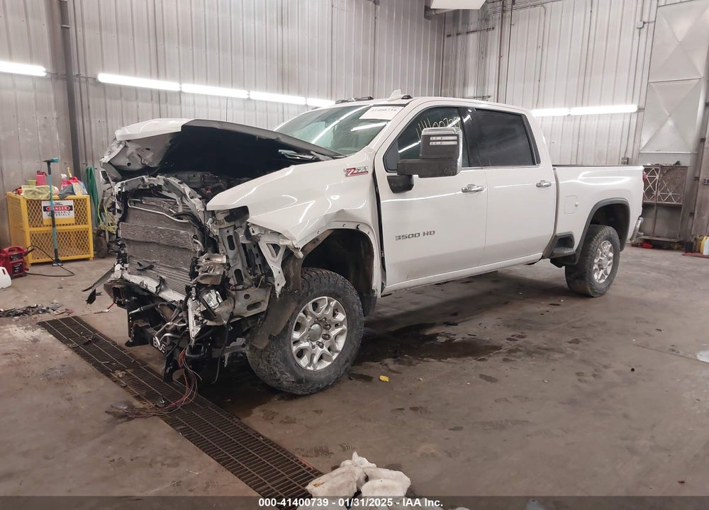 2022 CHEVROLET SILVERADO 3500HD 4WD  STANDARD BED LTZ VIN: 2GC4YUEY1N1231596