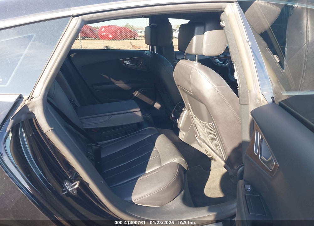 2012 AUDI A7 PREMIUM VIN: WAU2GAFC8CN141138