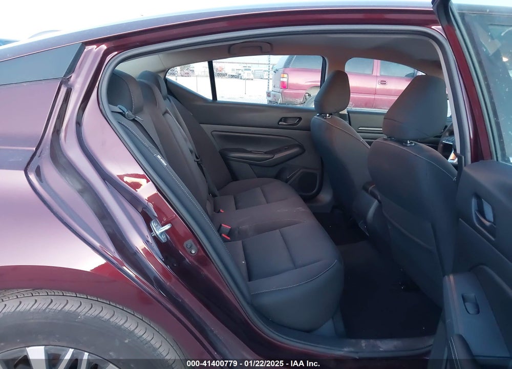 2024 NISSAN ALTIMA SV FWD VIN: 1N4BL4DV7RN319821