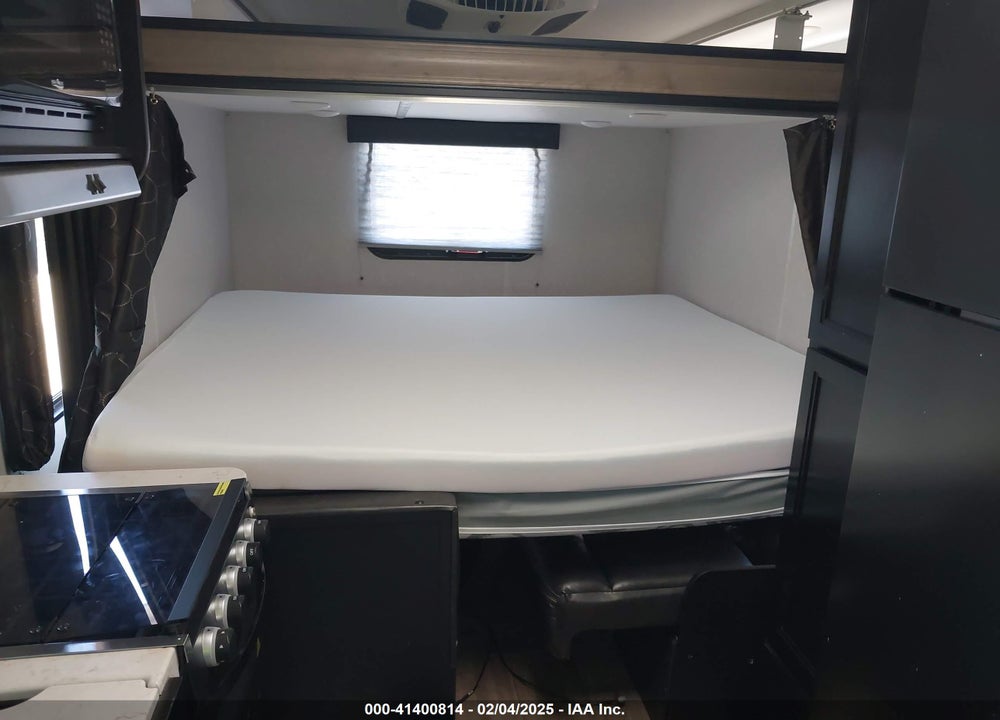 2022 FOREST RIVER GREY WOLF TRAVEL TRAILER VIN: 4X4TCKU25NK077500