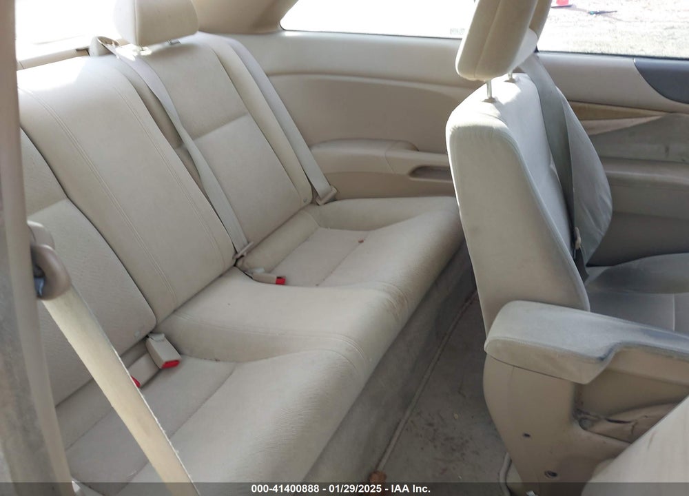 2003 HONDA CIVIC LX VIN: 1HGEM22563L044894