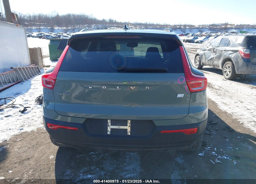 2021 VOLVO XC40 RECHARGE PURE ELECTRIC P8 VIN: YV4ED3UR4M2525090