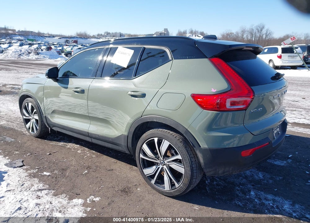 2021 VOLVO XC40 RECHARGE PURE ELECTRIC P8 VIN: YV4ED3UR4M2525090