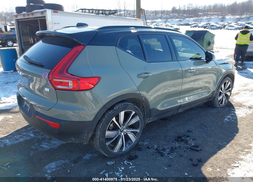 2021 VOLVO XC40 RECHARGE PURE ELECTRIC P8 VIN: YV4ED3UR4M2525090