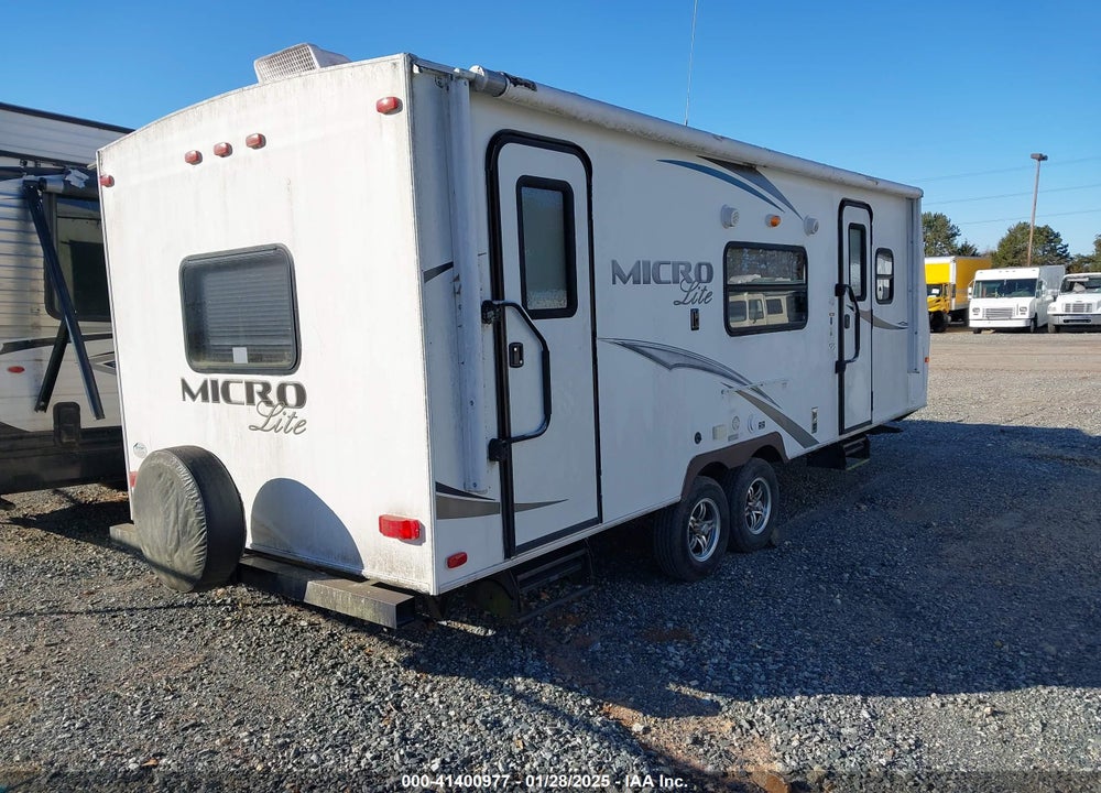 2014 FOREST RIVER FLAGSTAFF MICRO LITE VIN: 4X4TFLA24ED127616