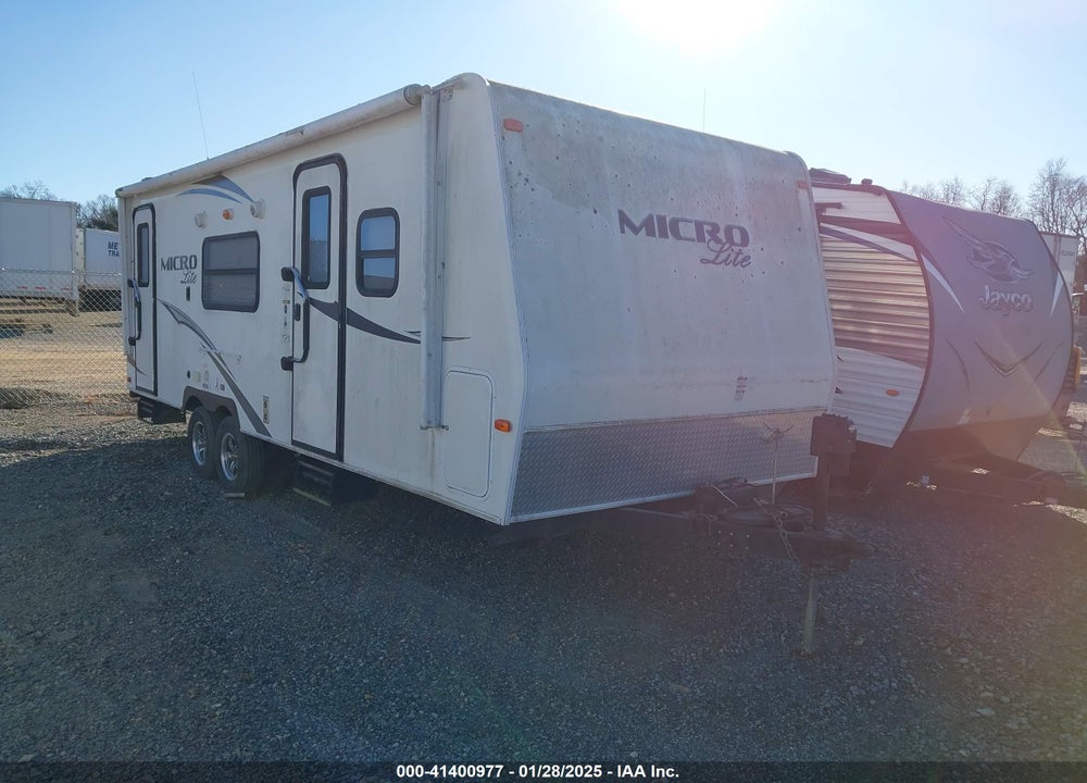 2014 FOREST RIVER FLAGSTAFF MICRO LITE VIN: 4X4TFLA24ED127616