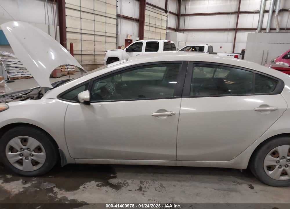2015 KIA FORTE VIN: KNAFK4A67F5311593