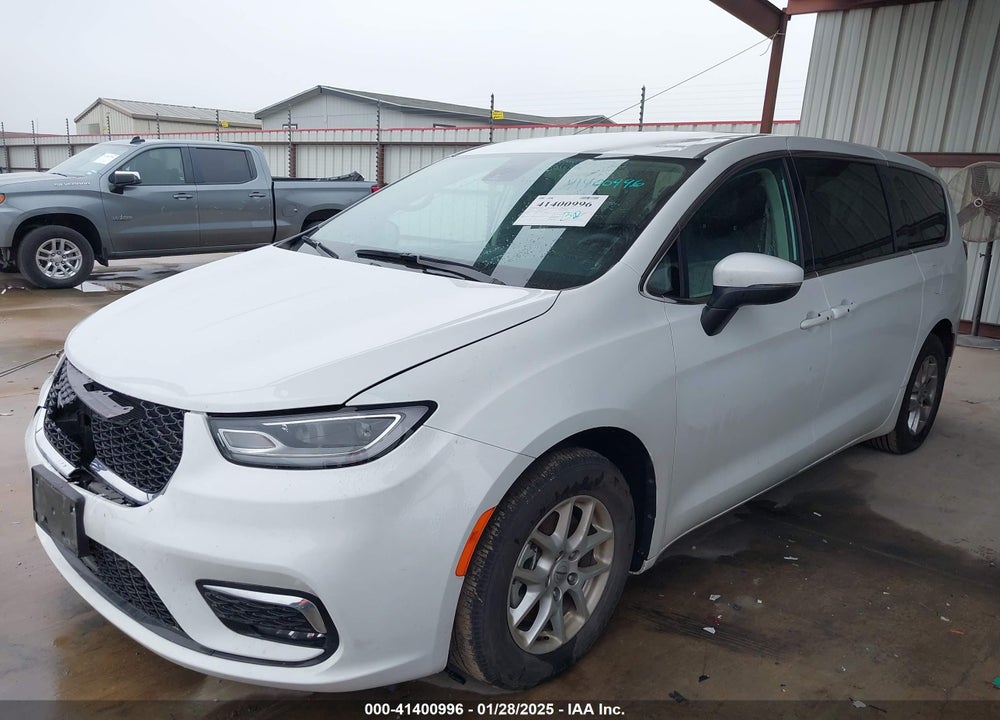 2023 CHRYSLER PACIFICA TOURING L VIN: 2C4RC1BG4PR566757