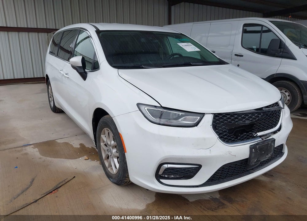 2023 CHRYSLER PACIFICA TOURING L VIN: 2C4RC1BG4PR566757
