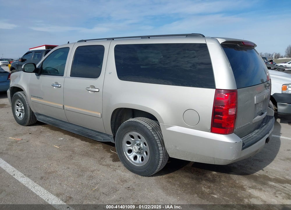 2008 CHEVROLET SUBURBAN 1500 LT VIN: 3GNFC16038G167255