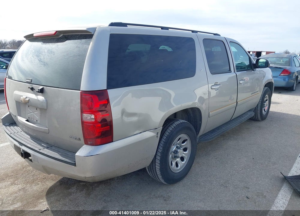 2008 CHEVROLET SUBURBAN 1500 LT VIN: 3GNFC16038G167255
