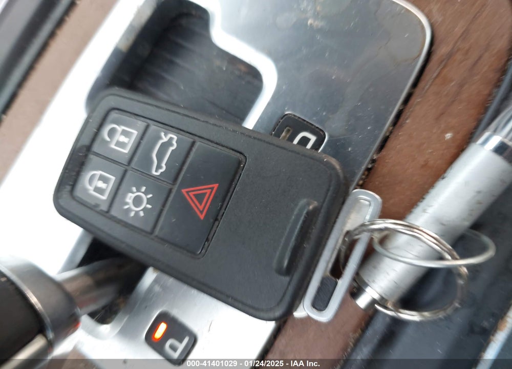 2010 VOLVO S80 VIN: YV1982AS8A1117889