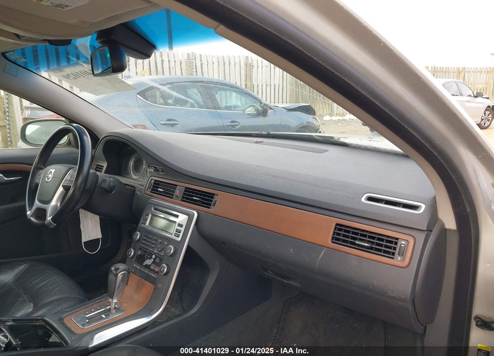 2010 VOLVO S80 VIN: YV1982AS8A1117889