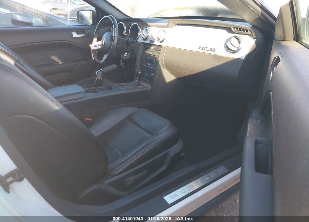 2007 FORD MUSTANG VIN: 1ZVFT80N075240462
