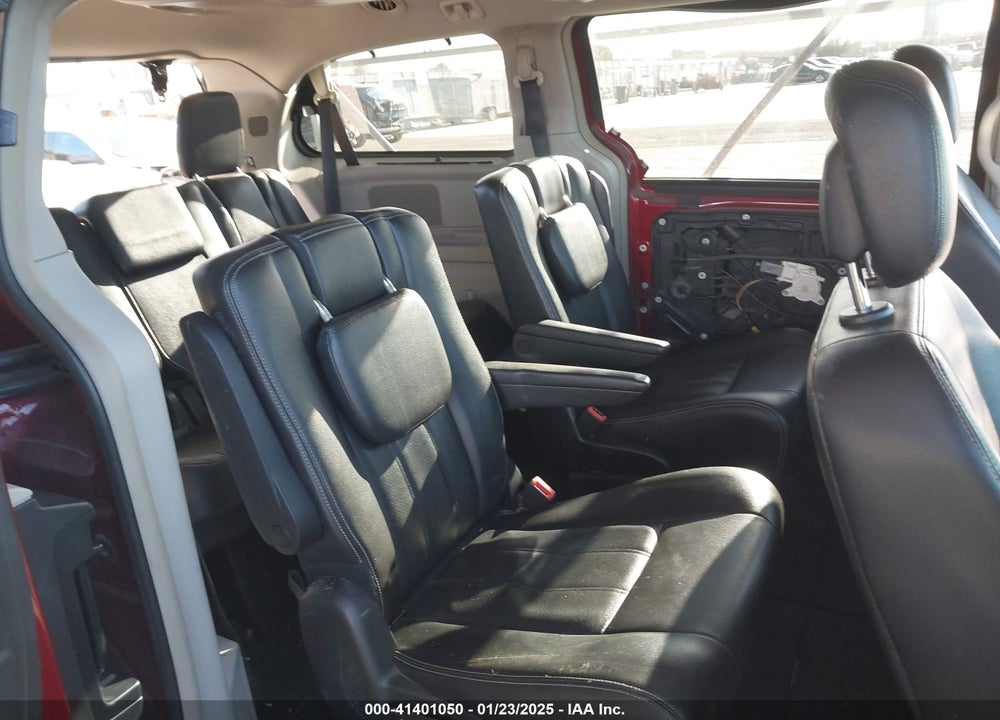 2016 CHRYSLER TOWN & COUNTRY TOURING-L ANNIVERSARY EDITION VIN: 2C4RC1CG8GR194046