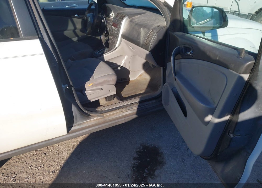 2006 SATURN VUE 4 CYL VIN: 5GZCZ33D36S826016