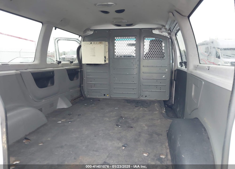 2013 FORD E-350 SUPER DUTY XL VIN: 1FBNE3BL1DDA34676