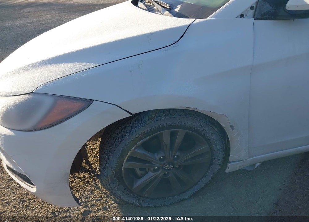 2018 HYUNDAI ELANTRA SEL VIN: 5NPD84LF0JH257603