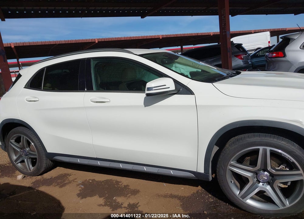 2015 MERCEDES-BENZ GLA 250 4MATIC VIN: WDCTG4GB8FJ060855