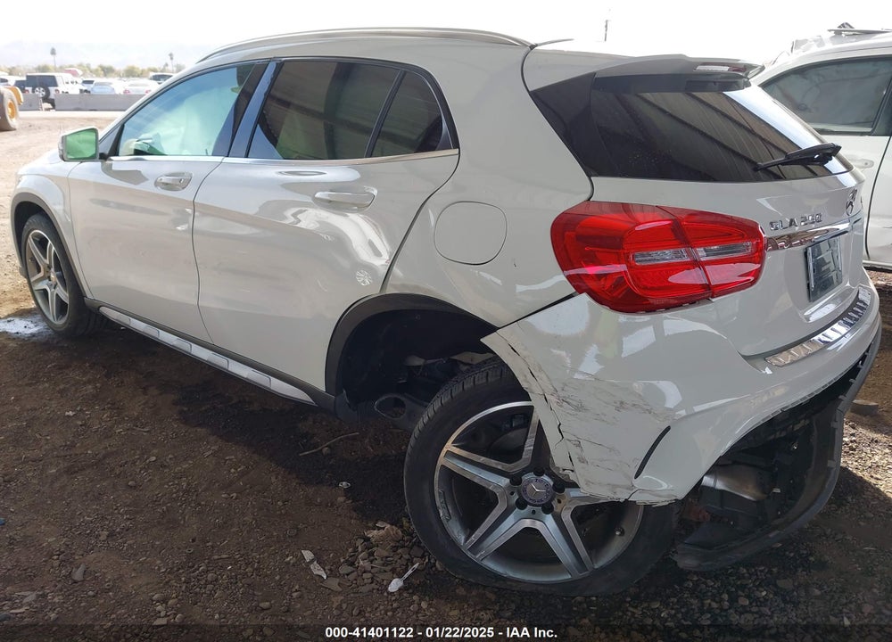 2015 MERCEDES-BENZ GLA 250 4MATIC VIN: WDCTG4GB8FJ060855