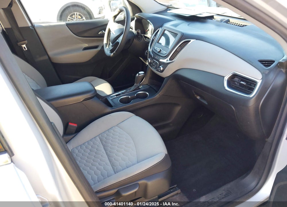 2019 CHEVROLET EQUINOX LT VIN: 2GNAXKEV6K6154505