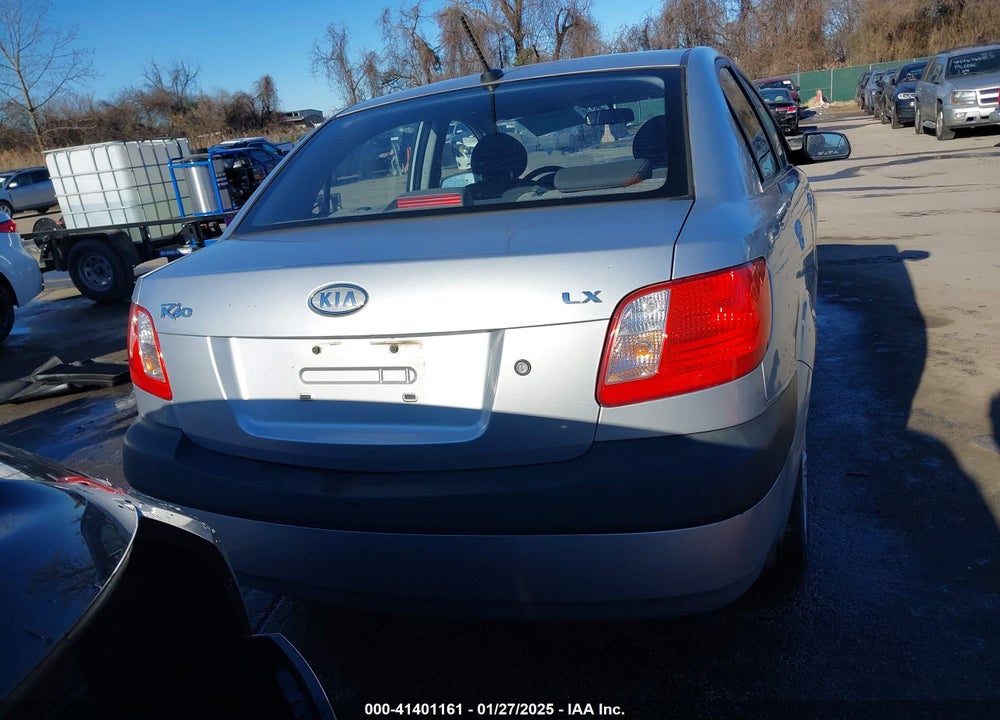 2009 KIA RIO LX AUTOMATIC VIN: KNADE223096495328