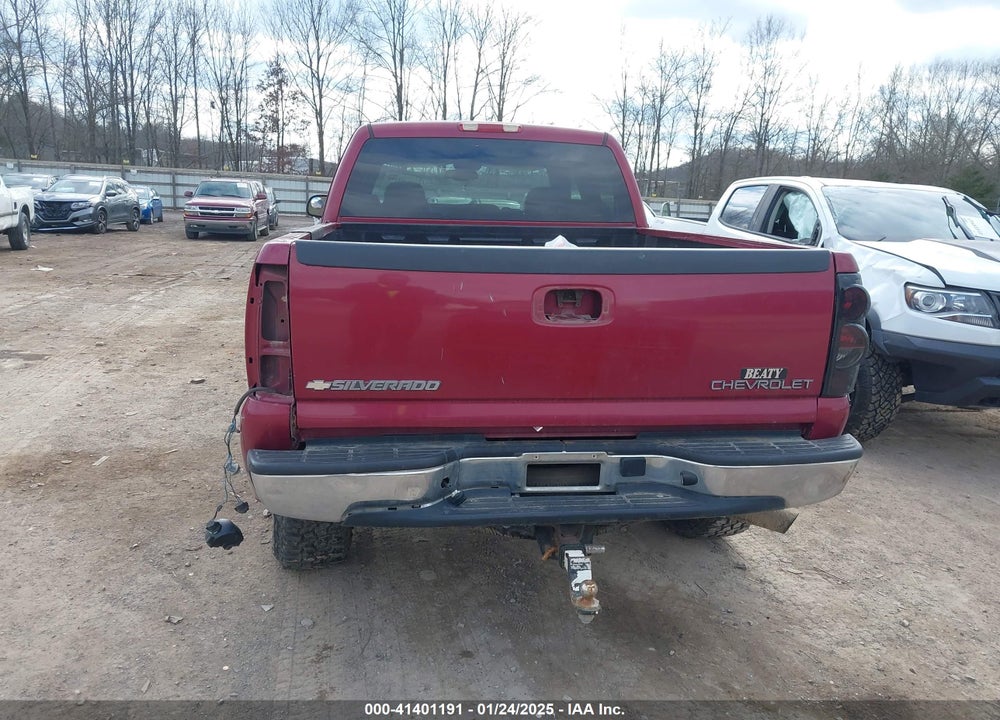 2004 CHEVROLET SILVERADO 2500HD LT VIN: 1GCHK23U04F177089