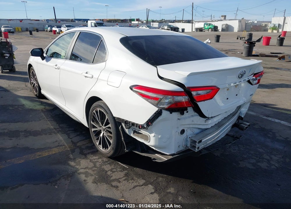 2018 TOYOTA CAMRY VIN: JTNB11HK7J3072715