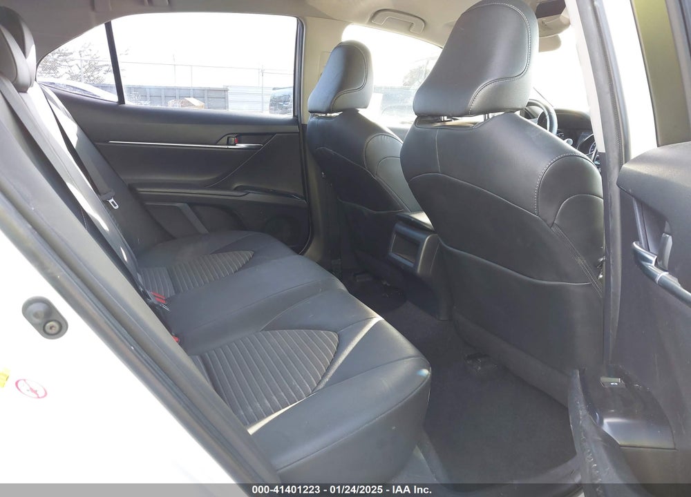 2018 TOYOTA CAMRY VIN: JTNB11HK7J3072715