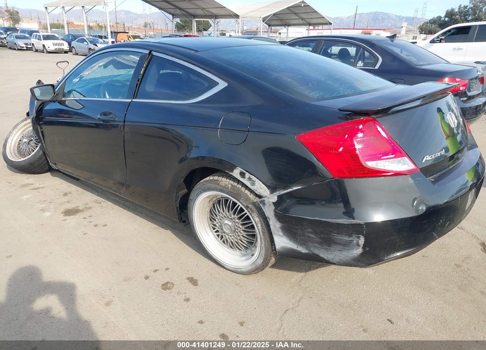 2012 HONDA ACCORD VIN: 1HGCS1B33CA009067