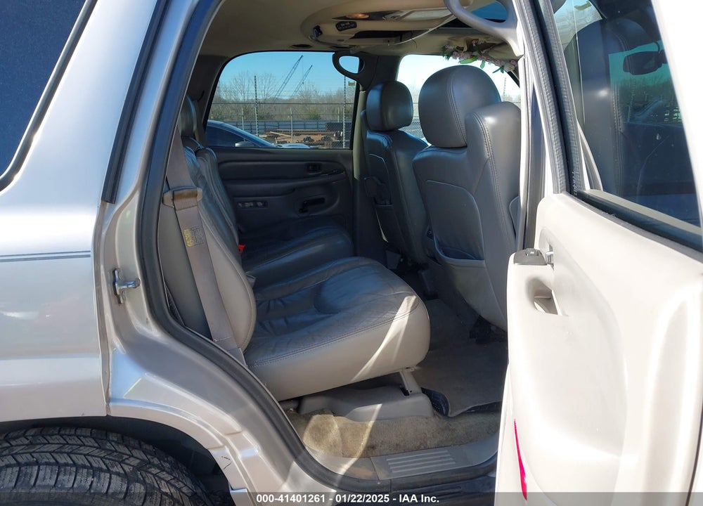 2004 GMC YUKON DENALI VIN: 1GKEK63U94J207928