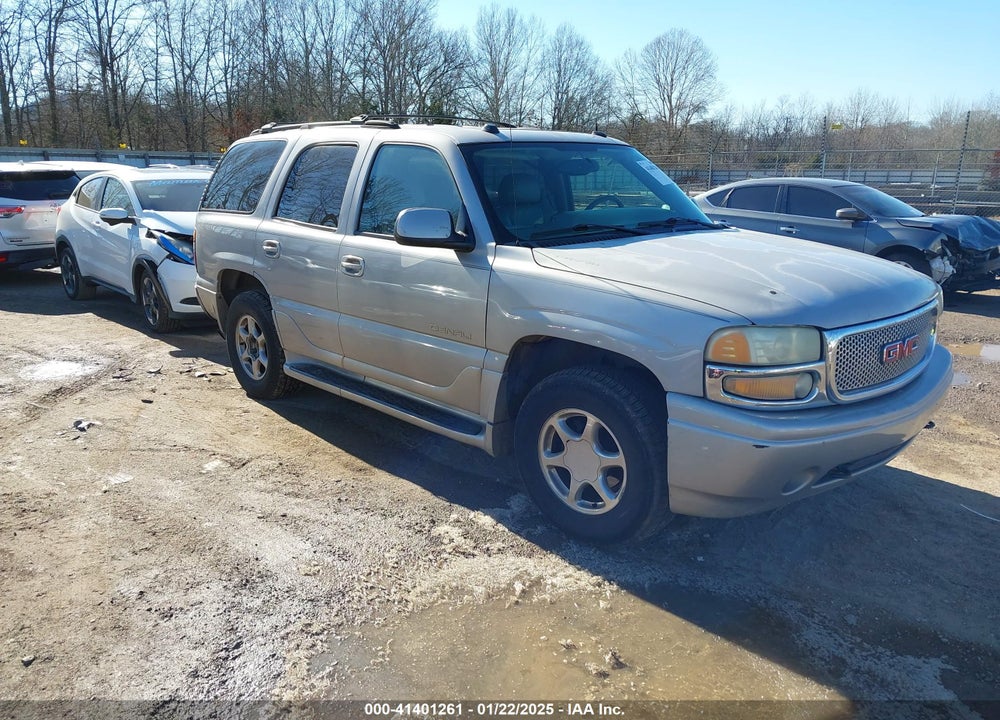 2004 GMC YUKON DENALI VIN: 1GKEK63U94J207928