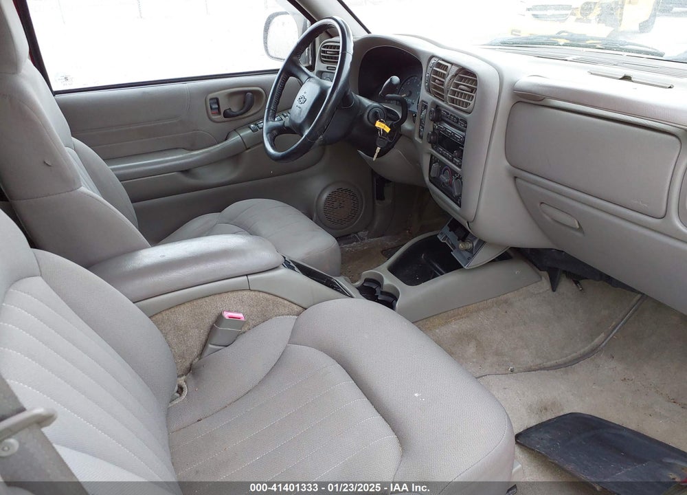 2004 CHEVROLET BLAZER LS VIN: 1GNDT13X74K144752