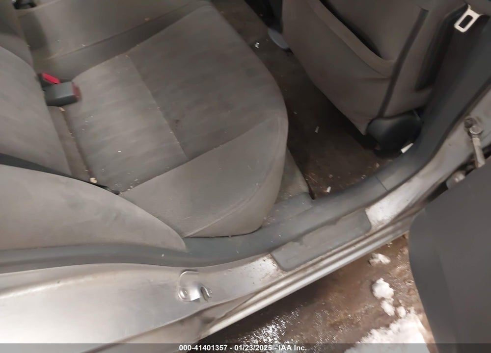 2003 HONDA CIVIC LX VIN: 2HGES16683H564692
