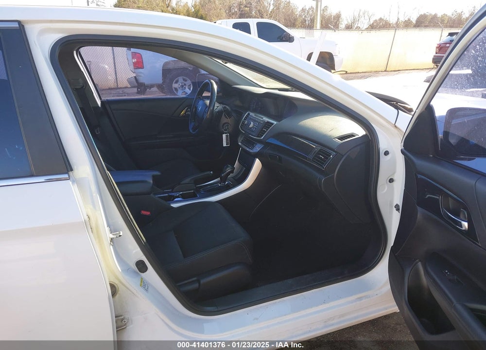 2013 HONDA ACCORD SPORT VIN: 1HGCR2F57DA231142