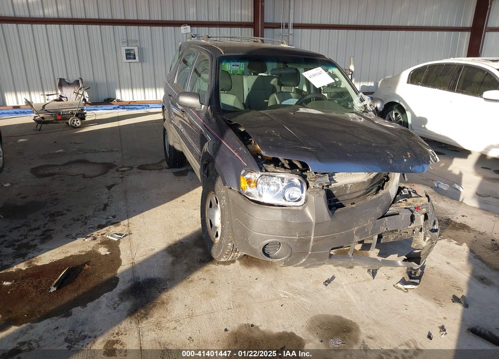 2005 FORD ESCAPE XLS VIN: 1FMYU02Z45KB24427