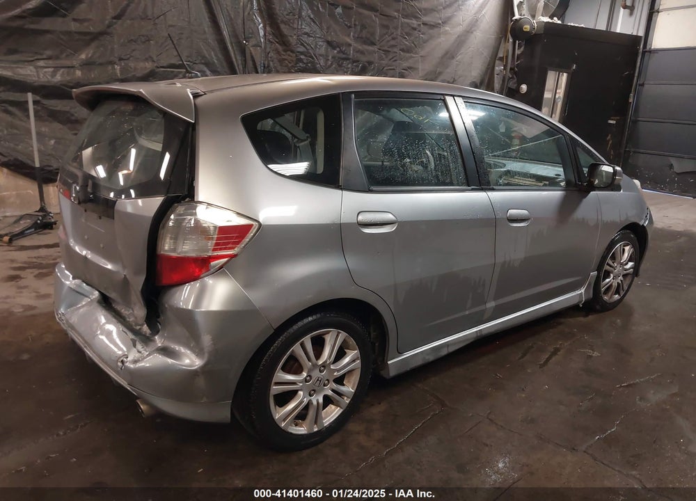 2009 HONDA FIT SPORT VIN: JHMGE88459S013462