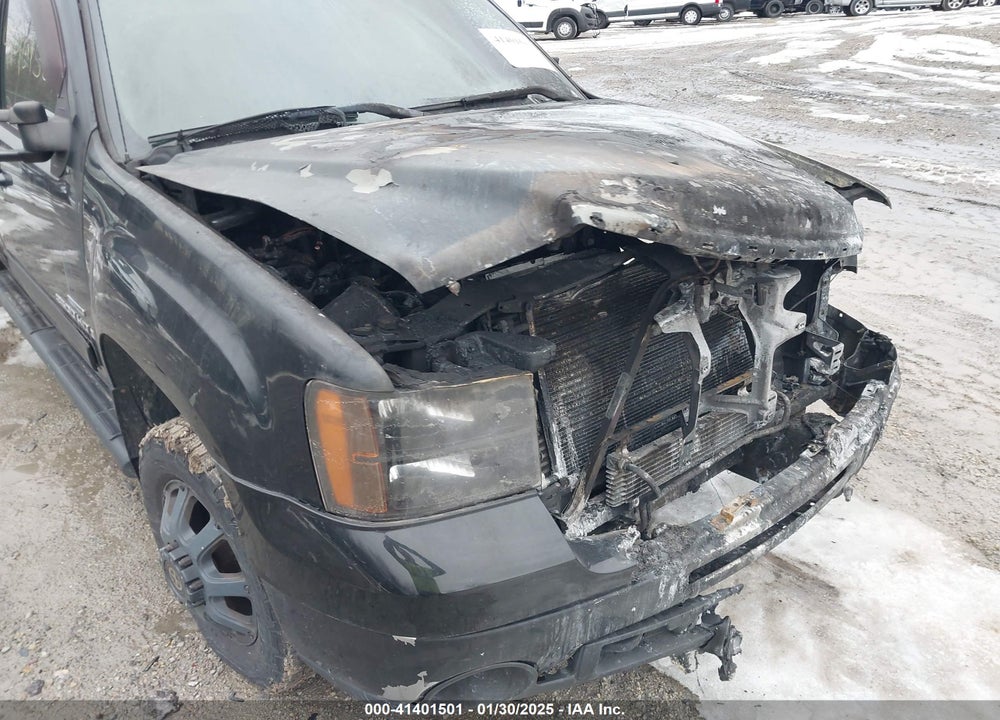 2009 GMC SIERRA 3500HD SLT VIN: 1GTJK936X9F143454
