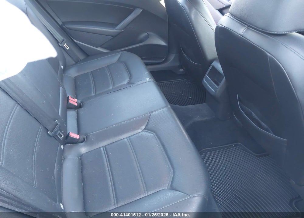 2012 VOLKSWAGEN PASSAT 2.5L SE VIN: 1VWBP7A36CC099090