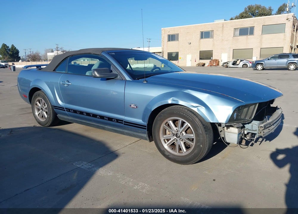 2005 FORD MUSTANG VIN: 1ZVHT84N955253808