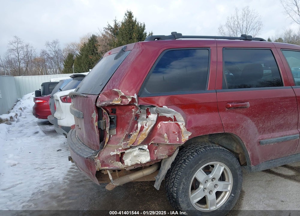 2007 JEEP GRAND CHEROKEE LAREDO VIN: 1J8GR48K97C667717