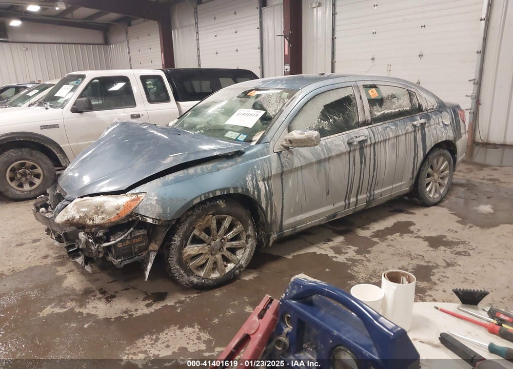2011 CHRYSLER 200 VIN: 1C3BC1FG0BN584033