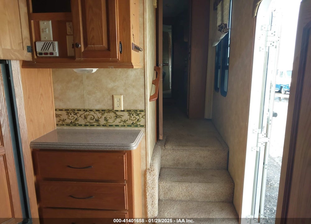 2008 HEARTLAND RV BIGHORN TRAVEL TRAILER VIN: 5SFGF33278E010953