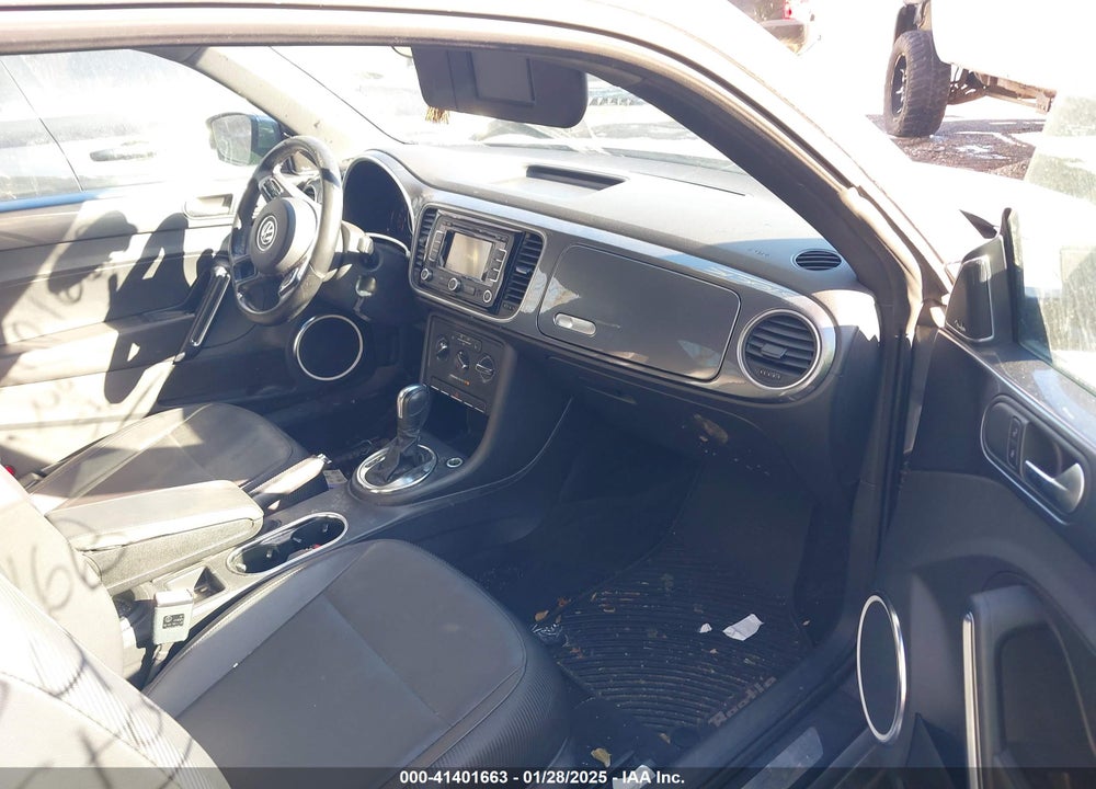 2012 VOLKSWAGEN BEETLE 2.5L VIN: 3VWJP7AT0CM630116
