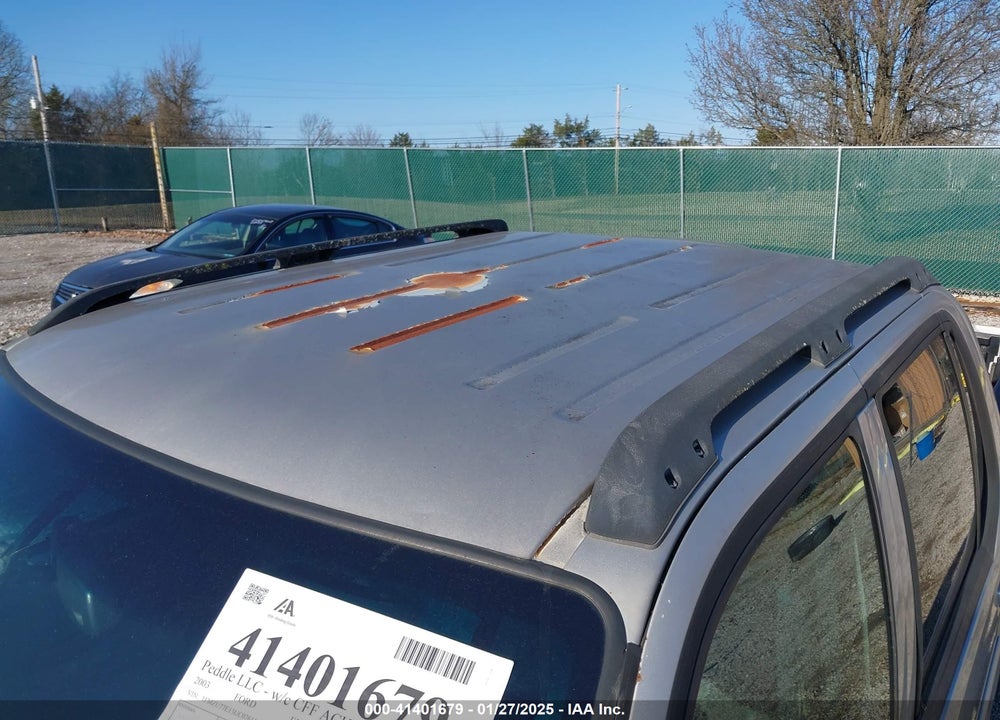 2003 FORD EXPLORER SPORT TRAC XLS/XLT VIN: 1FMZU77E13UC07611