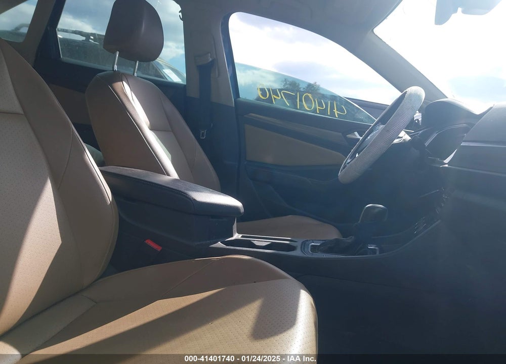 2019 VOLKSWAGEN JETTA 1.4T SEL VIN: 3VWE57BU6KM069319