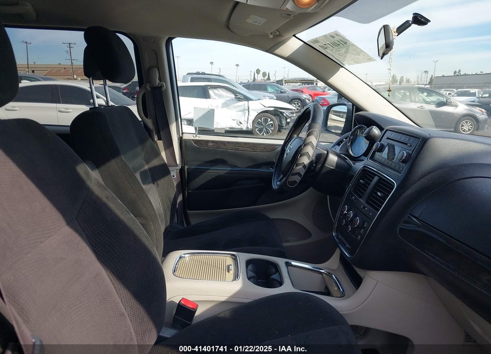 2016 DODGE GRAND CARAVAN SXT VIN: 2C4RDGCG2GR329344