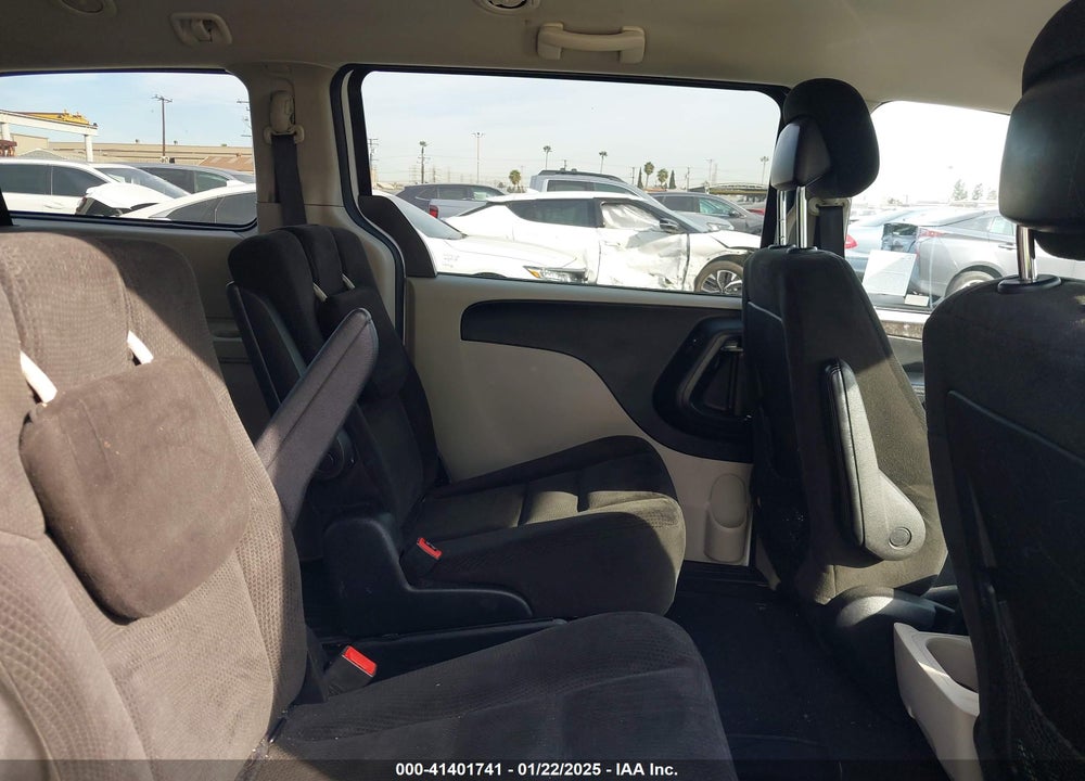 2016 DODGE GRAND CARAVAN SXT VIN: 2C4RDGCG2GR329344