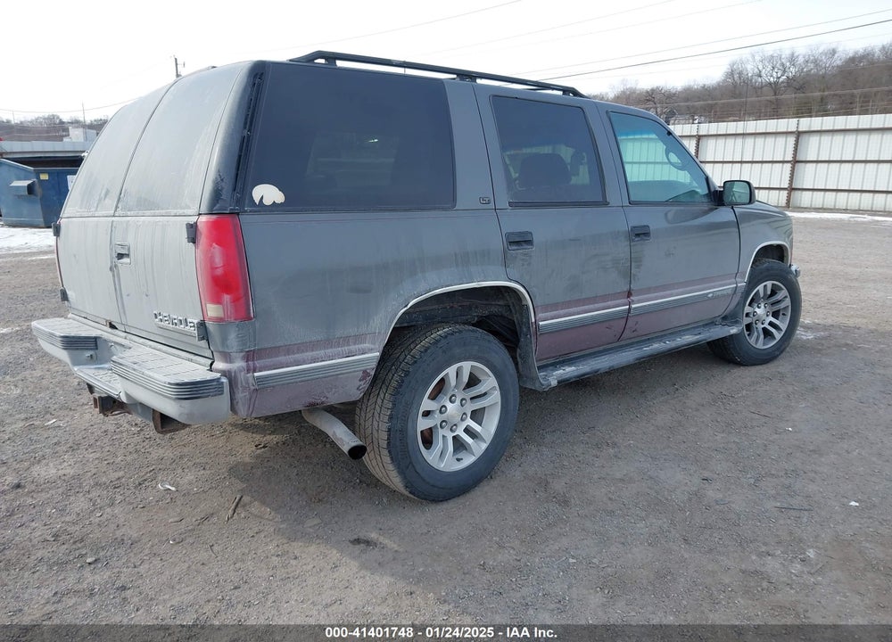 1999 CHEVROLET TAHOE VIN: 1GNEK13R5XJ373210